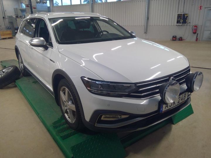 VOLKSWAGEN PASSAT 2020 wvwzzz3czle057812