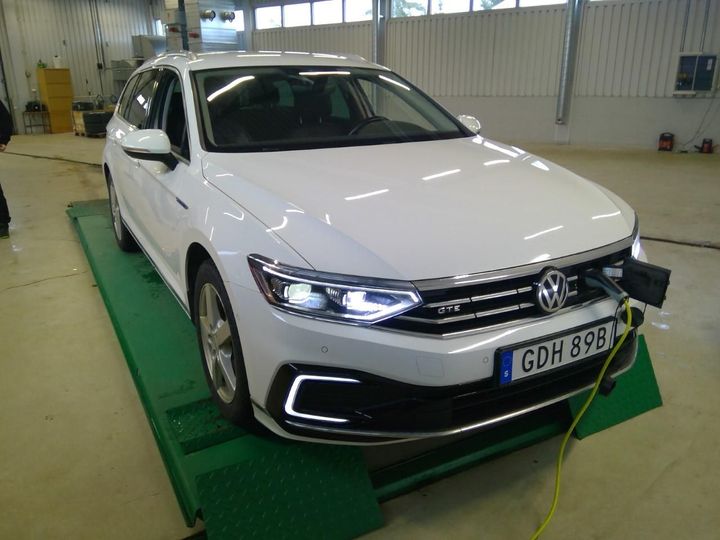 VOLKSWAGEN PASSAT 2020 wvwzzz3czle058025