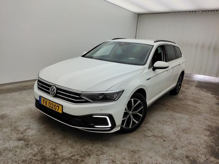 VOLKSWAGEN PASSAT 2020 wvwzzz3czle107316