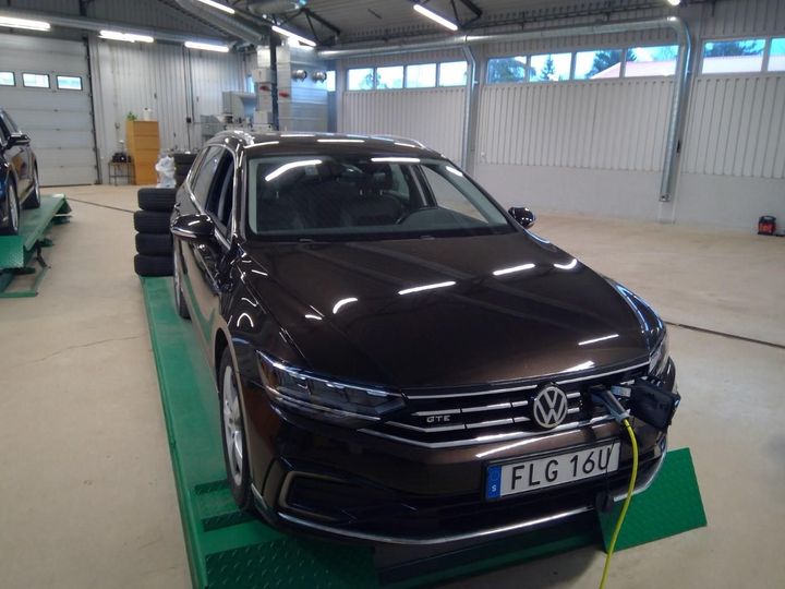 VOLKSWAGEN PASSAT 2020 wvwzzz3czle121028