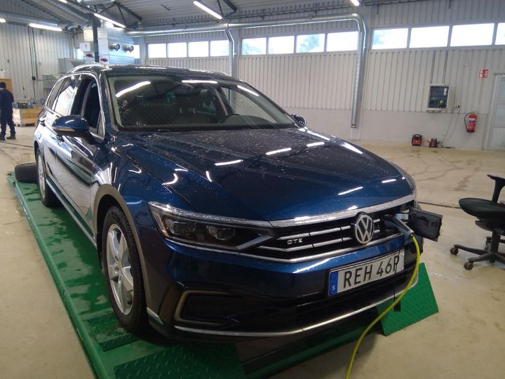 VOLKSWAGEN PASSAT 2020 wvwzzz3czle142460