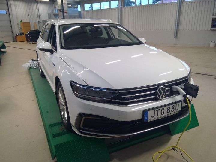 VOLKSWAGEN PASSAT 2020 wvwzzz3czme030594