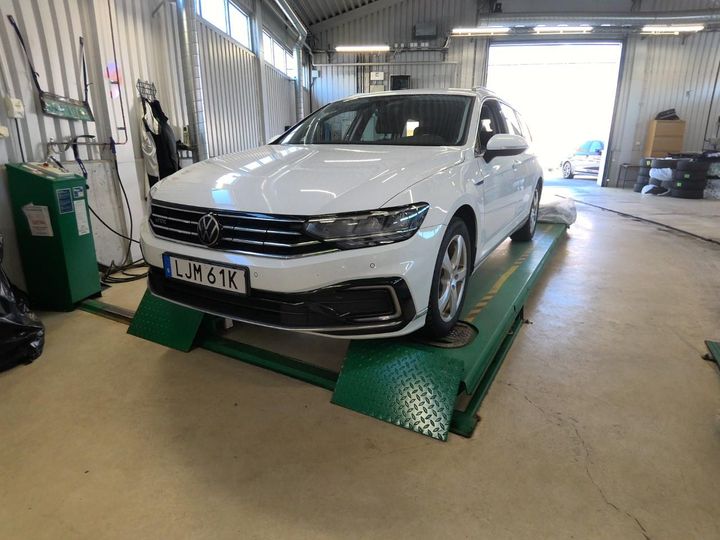 VOLKSWAGEN PASSAT 2021 wvwzzz3czme071428