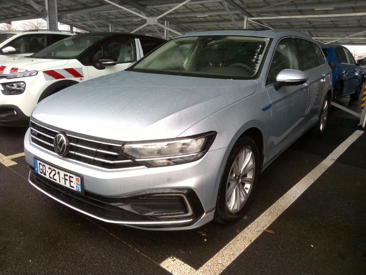 VOLKSWAGEN PASSAT 2023 wvwzzz3czpe077832