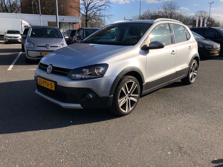 VOLKSWAGEN POLO 2011 wvwzzz6rzbu048491