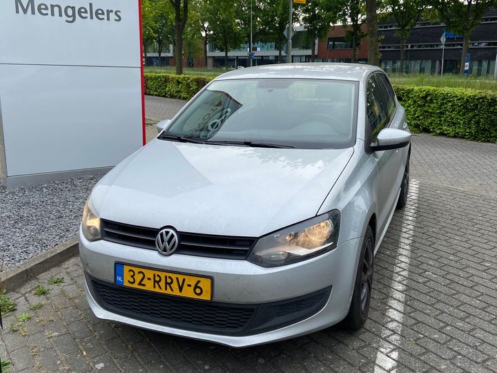 VOLKSWAGEN POLO 2011 wvwzzz6rzby225852