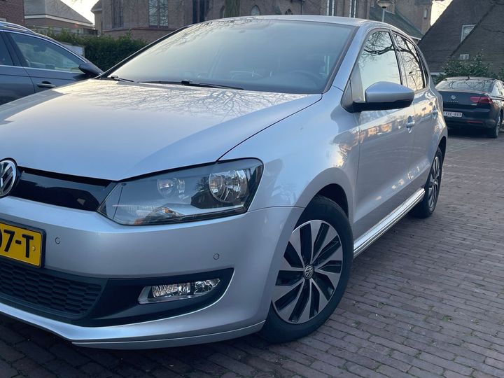 VOLKSWAGEN POLO 2017 wvwzzz6rzhy128980