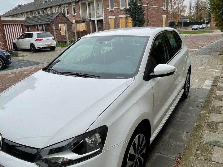 VOLKSWAGEN POLO 2017 wvwzzz6rzhy211294