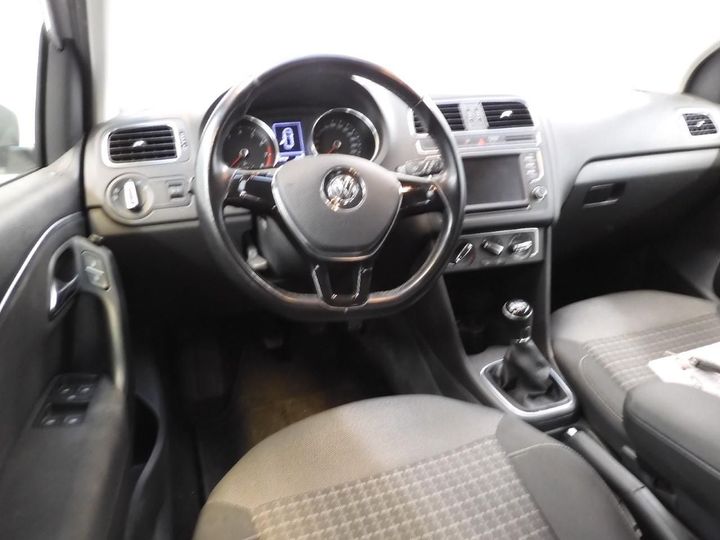 VOLKSWAGEN POLO 2017 wvwzzz6rzhy304870