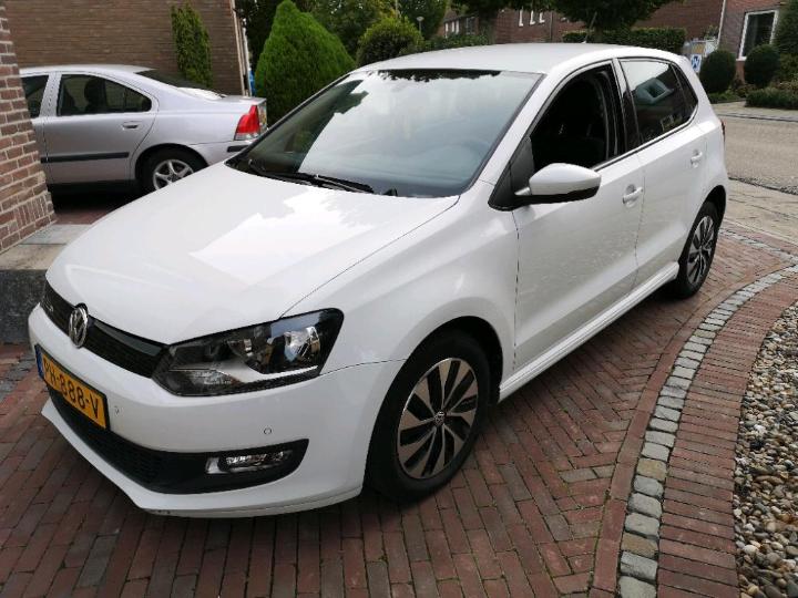 VOLKSWAGEN POLO 2017 wvwzzz6rzhy310740