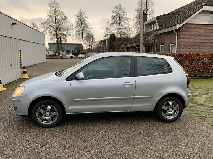 VOLKSWAGEN POLO 2005 wvwzzz9nz6y090746