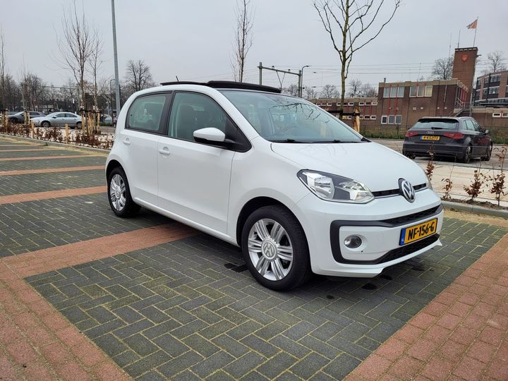 VOLKSWAGEN UP! 2017 wvwzzzaazhd030226