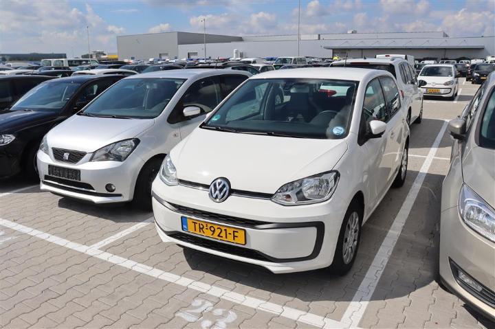 VOLKSWAGEN UP! 2018 wvwzzzaazkd108032