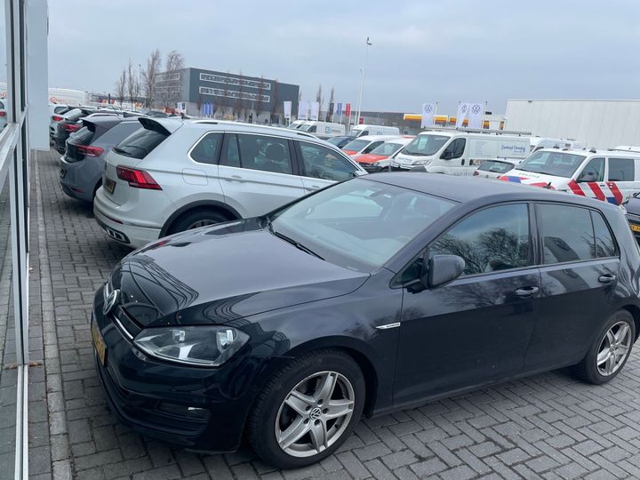 VOLKSWAGEN GOLF 2013 wvwzzzauzew038687