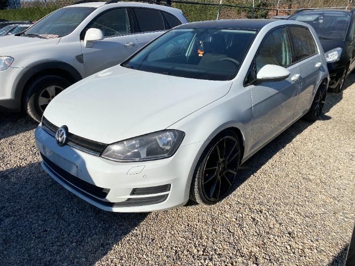 VOLKSWAGEN GOLF 2014 wvwzzzauzew276549