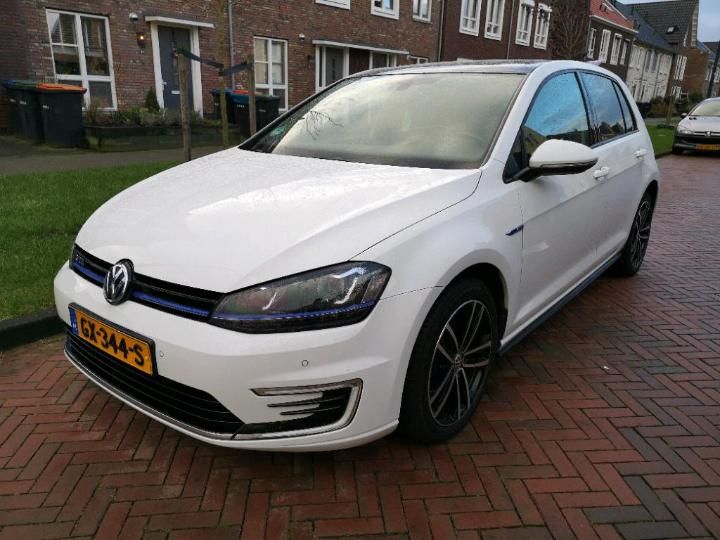 VOLKSWAGEN GOLF 2015 wvwzzzauzfw802831