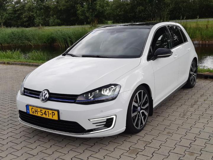 VOLKSWAGEN GOLF 2015 wvwzzzauzfw802903