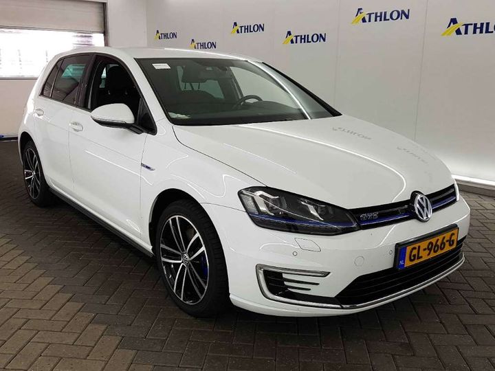 VOLKSWAGEN GOLF 2015 wvwzzzauzfw803832