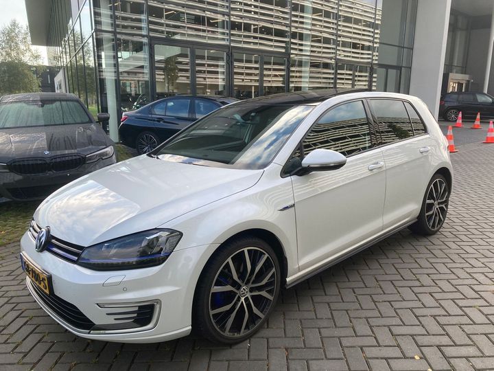 VOLKSWAGEN GOLF 2015 wvwzzzauzfw804865