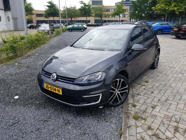 VOLKSWAGEN GOLF 2015 wvwzzzauzfw809087