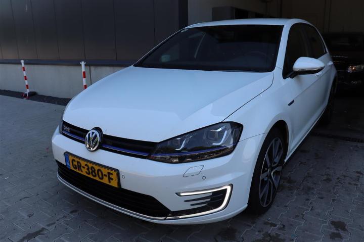 VOLKSWAGEN GOLF 2015 wvwzzzauzgw800317