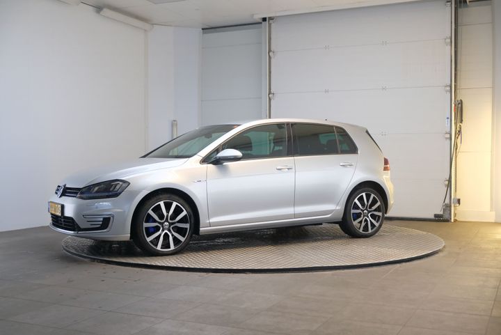 VOLKSWAGEN GOLF 2015 wvwzzzauzgw802096