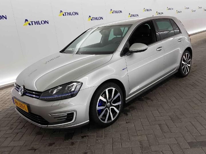 VOLKSWAGEN GOLF 2015 wvwzzzauzgw802125