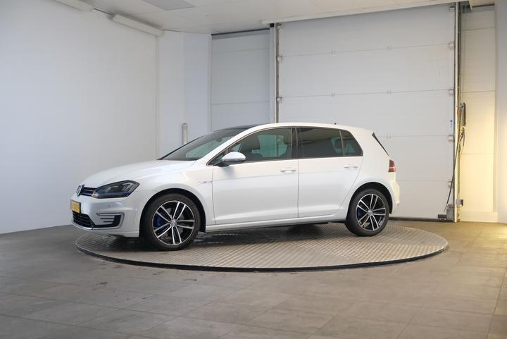 VOLKSWAGEN GOLF 2015 wvwzzzauzgw802384