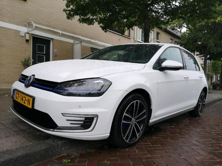 VOLKSWAGEN GOLF 2015 wvwzzzauzgw802604