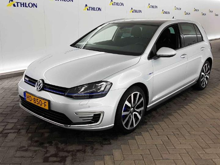 VOLKSWAGEN GOLF 2015 wvwzzzauzgw802617