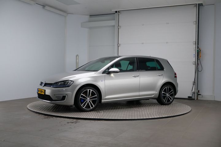 VOLKSWAGEN GOLF 2015 wvwzzzauzgw802729