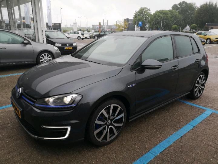 VOLKSWAGEN GOLF 2015 wvwzzzauzgw805247