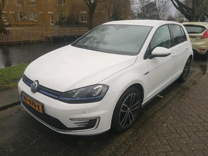 VOLKSWAGEN GOLF 2015 wvwzzzauzgw806012