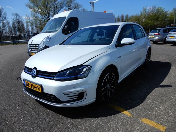 VOLKSWAGEN GOLF 2015 wvwzzzauzgw806563