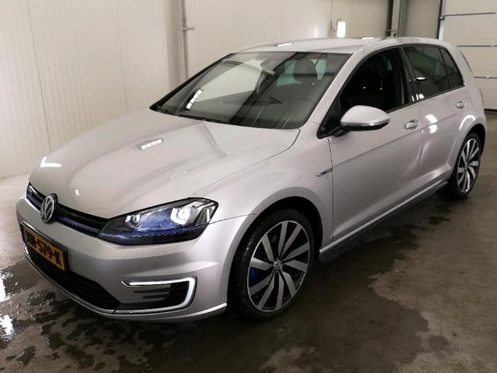 VOLKSWAGEN GOLF 2015 wvwzzzauzgw808750