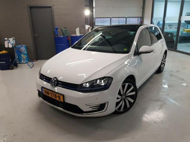 VOLKSWAGEN GOLF 2015 wvwzzzauzgw808822