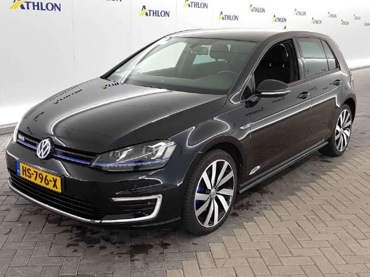 VOLKSWAGEN GOLF 2015 wvwzzzauzgw808824