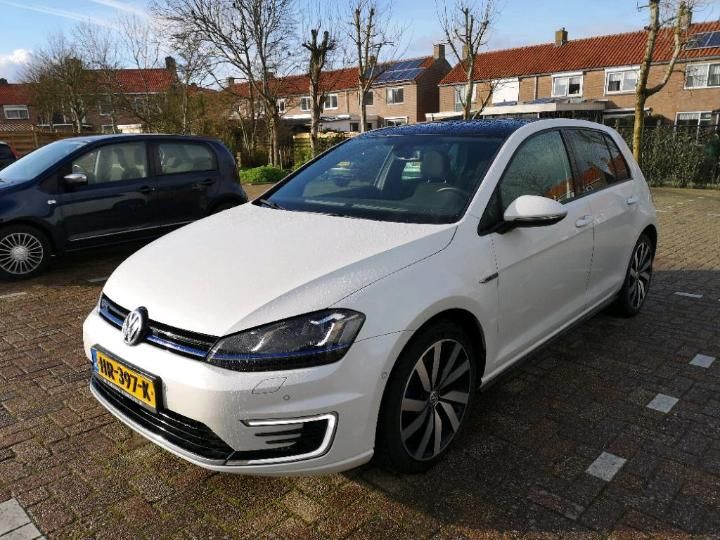 VOLKSWAGEN GOLF 2015 wvwzzzauzgw809085