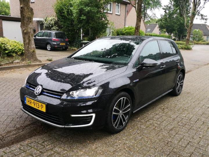 VOLKSWAGEN GOLF 2015 wvwzzzauzgw809513