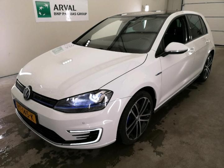 VOLKSWAGEN GOLF 2015 wvwzzzauzgw809944