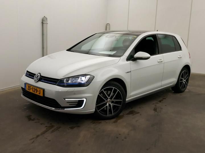 VOLKSWAGEN GOLF 2015 wvwzzzauzgw810036