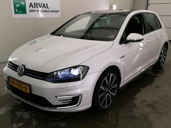 VOLKSWAGEN GOLF 2015 wvwzzzauzgw810358