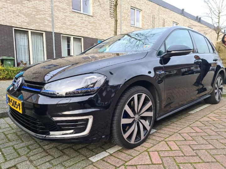 VOLKSWAGEN GOLF 2015 wvwzzzauzgw810721