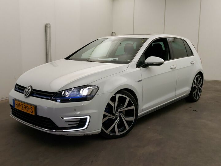 VOLKSWAGEN GOLF 2015 wvwzzzauzgw810880