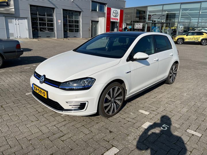 VOLKSWAGEN GOLF 2016 wvwzzzauzgw811079