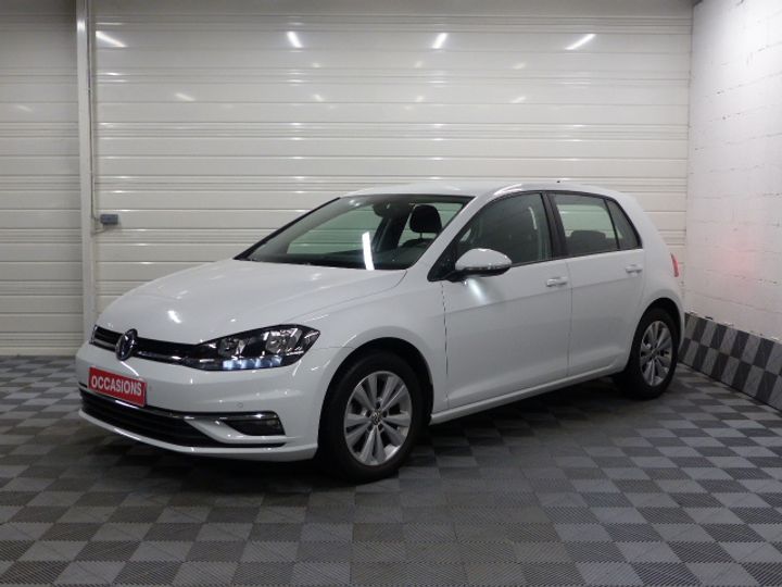 VOLKSWAGEN GOLF 2017 wvwzzzauzhp308440