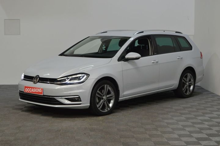 VOLKSWAGEN GOLF 2018 wvwzzzauzhp751367