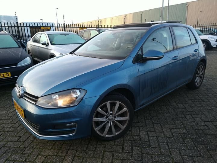 VOLKSWAGEN GOLF 2017 wvwzzzauzhw173464