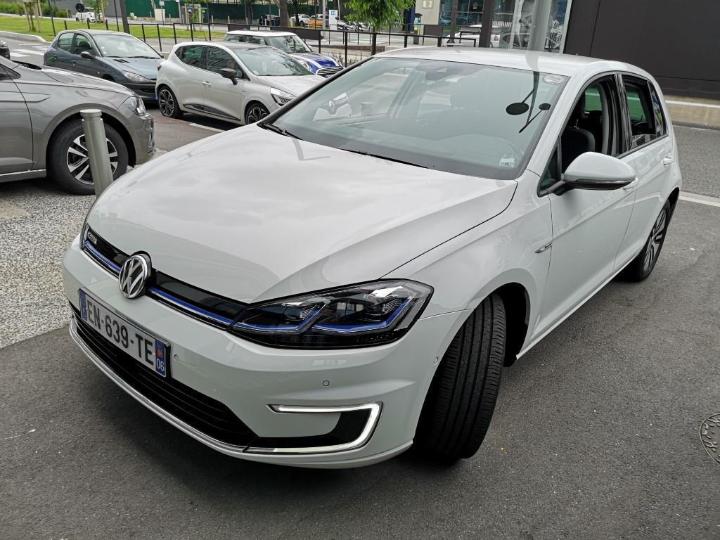 VOLKSWAGEN GOLF 2017 wvwzzzauzhw951582