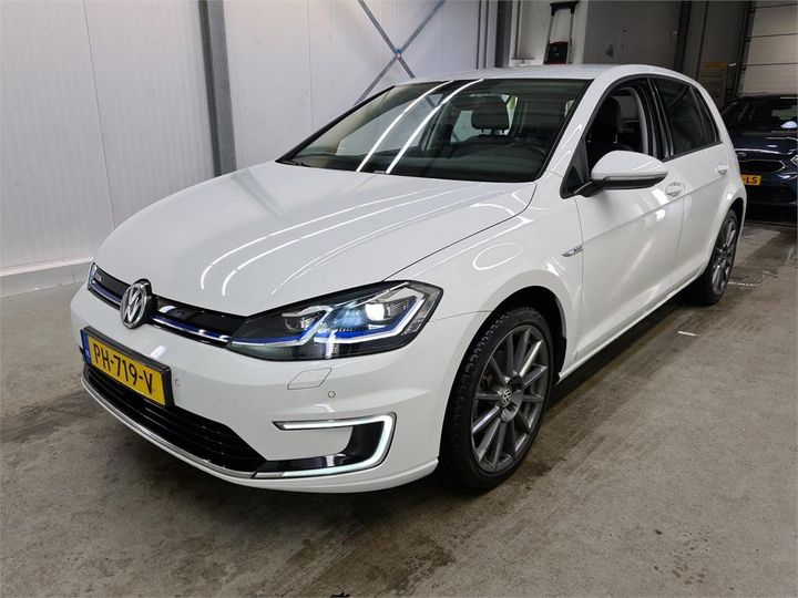 VOLKSWAGEN GOLF 2017 wvwzzzauzhw952406